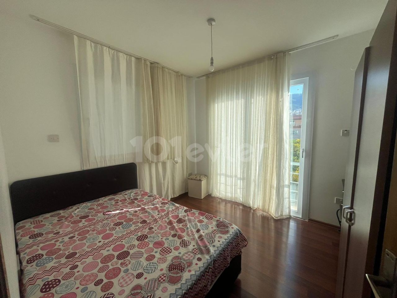 2+1 Flat for Sale in Kyrenia Center