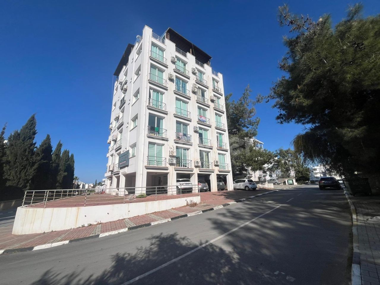 2+1 Flat for Sale in Kyrenia Center