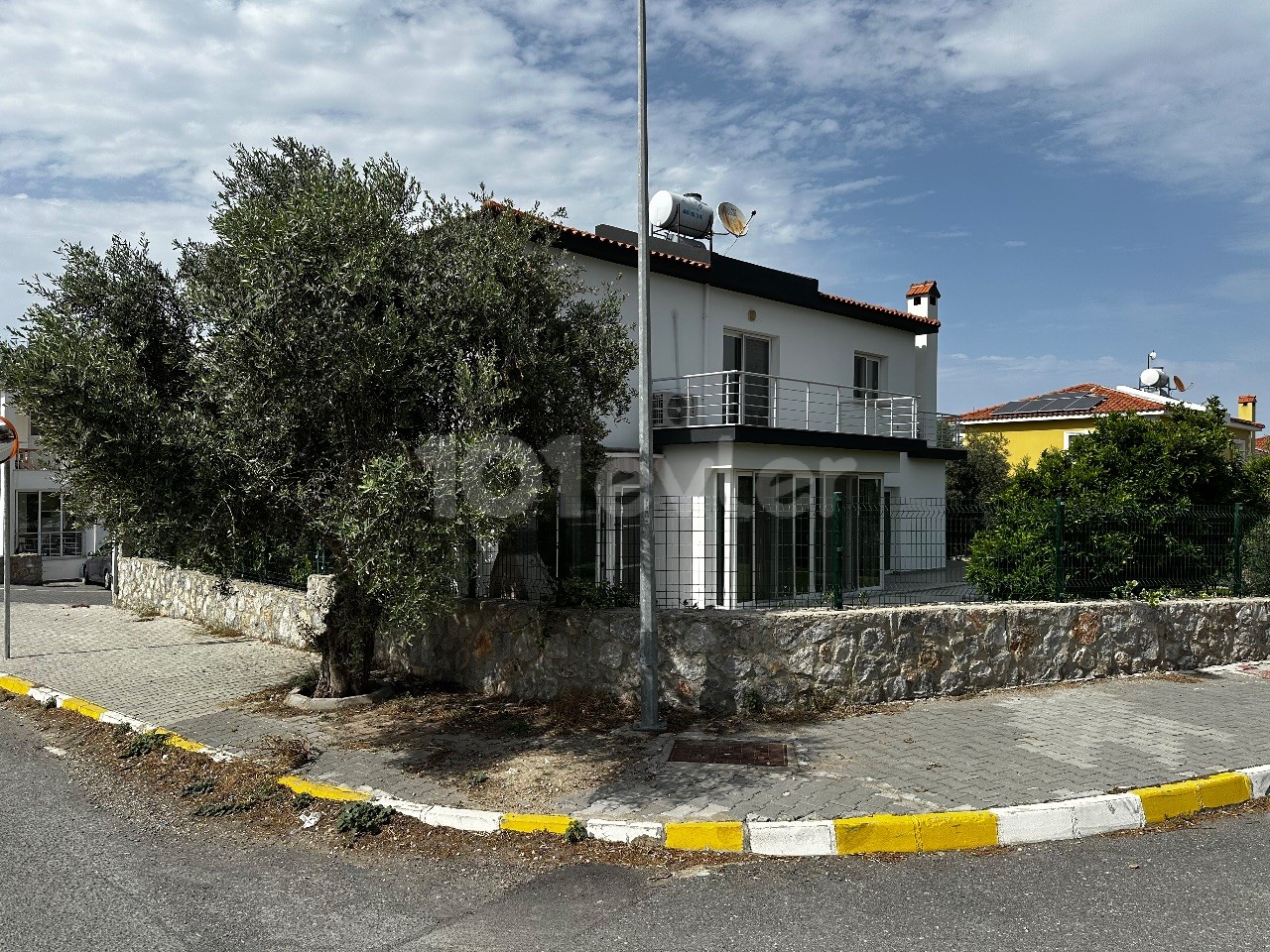 4+1 freistehende Villa zur Miete in Zeytinlik