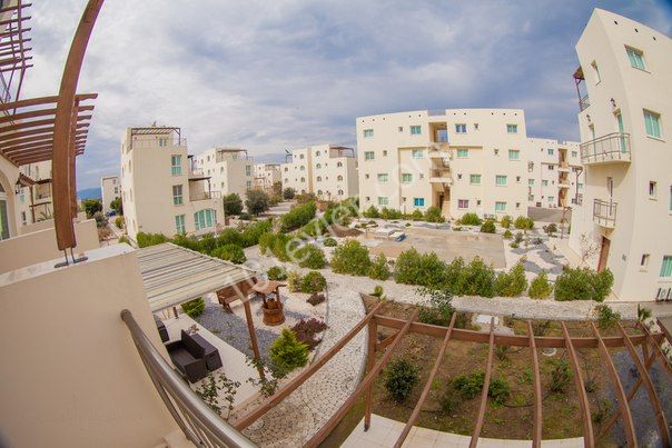 Apartment with turkish title deeds in Gazievern