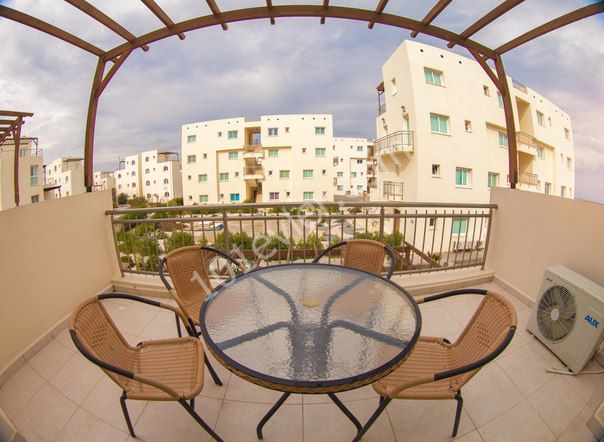 Apartment with turkish title deeds in Gazievern