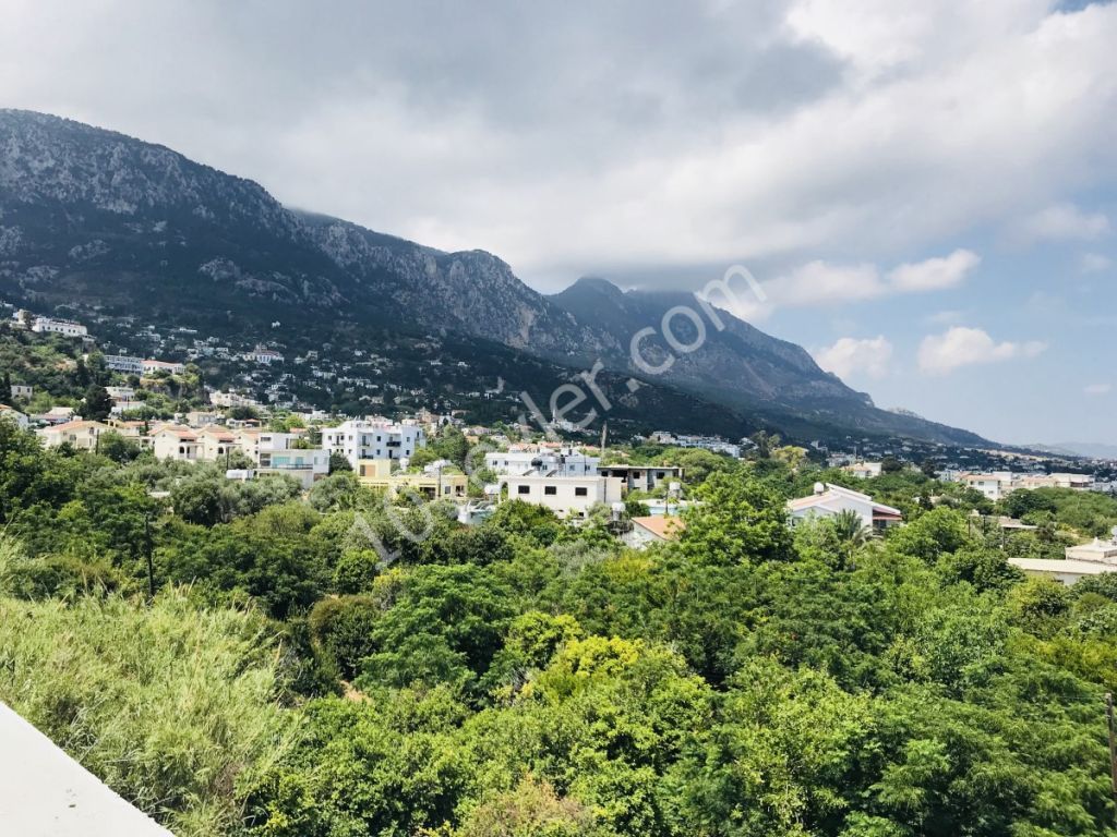 Cyprus Kyrenia District Lapta at 1+ 1 Apartment for Sale  