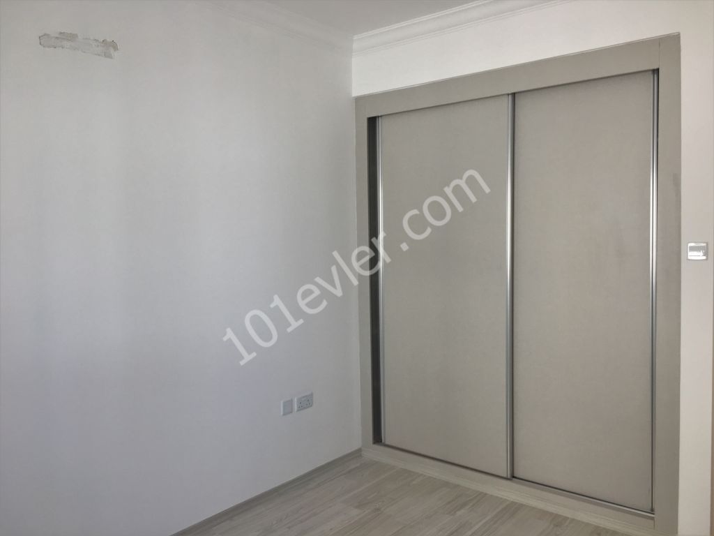 Flat For Sale in Aşağı Girne, Kyrenia