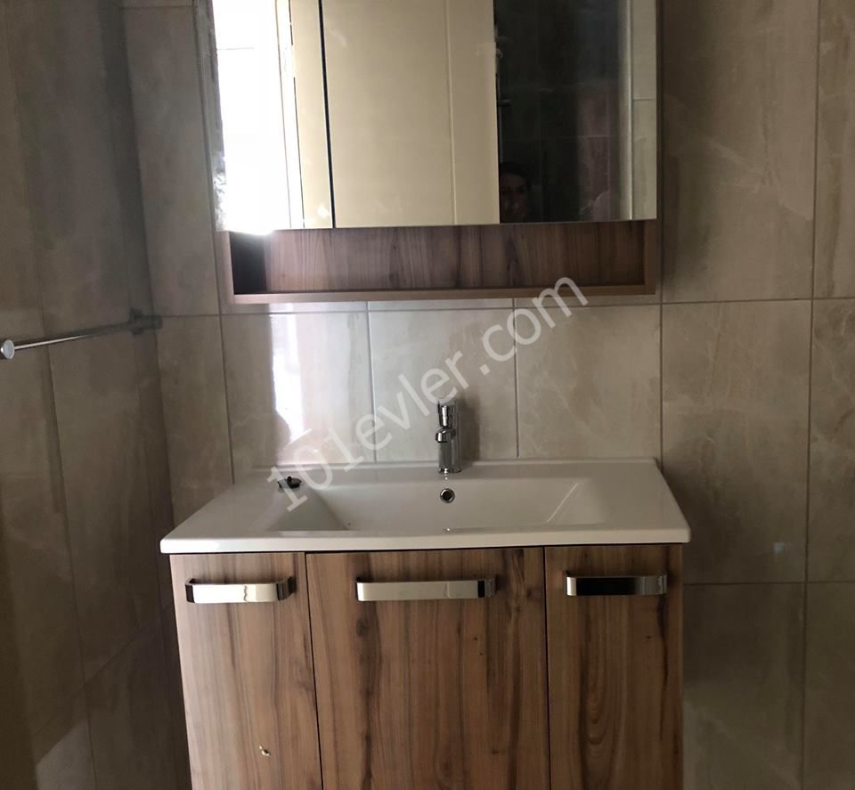 Flat For Sale in Aşağı Girne, Kyrenia