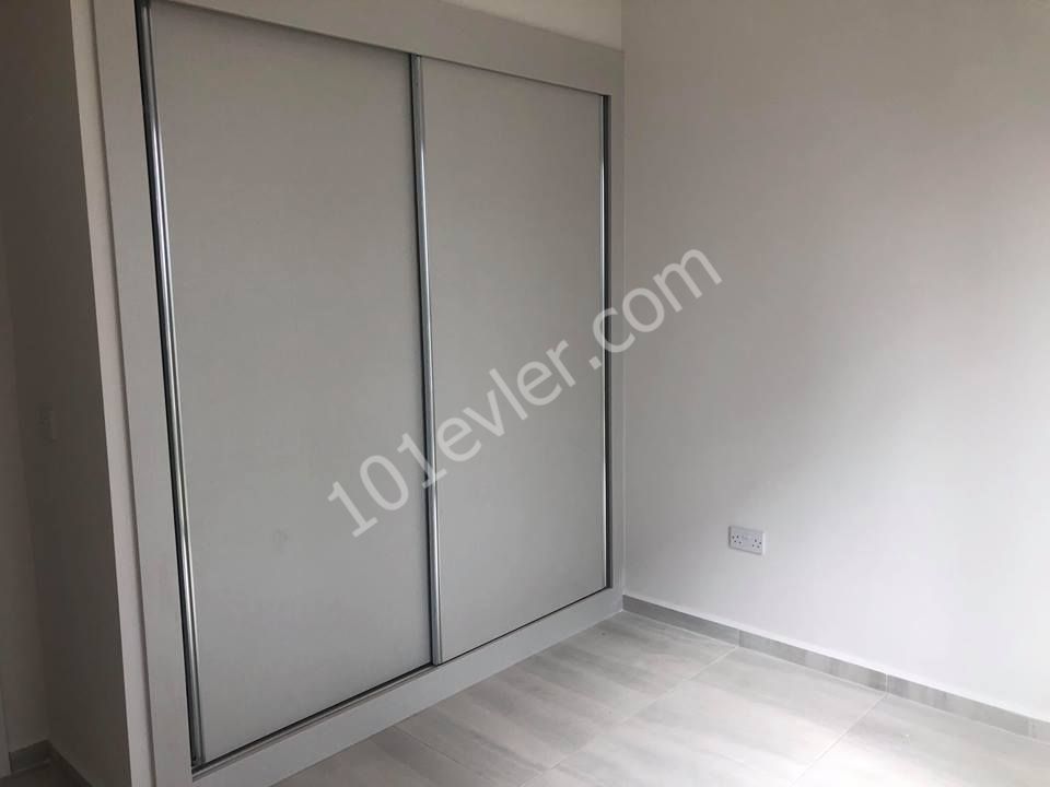 KIBRIS GİRNE ALSANCAK KIBRIS TOWN HOUSES DA 4KİRALIK 2+1  BAHÇE KATI