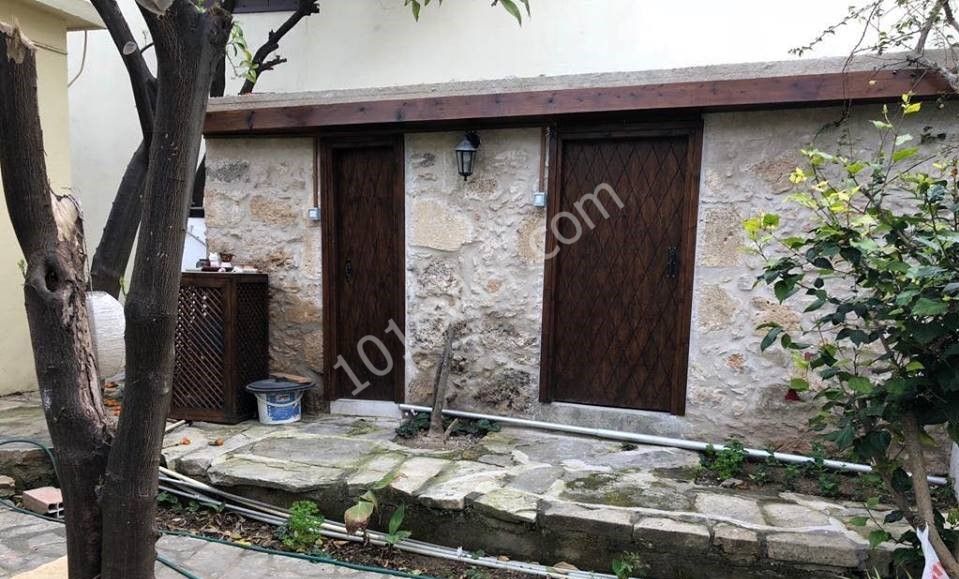 Detached House To Rent in Bellapais, Kyrenia