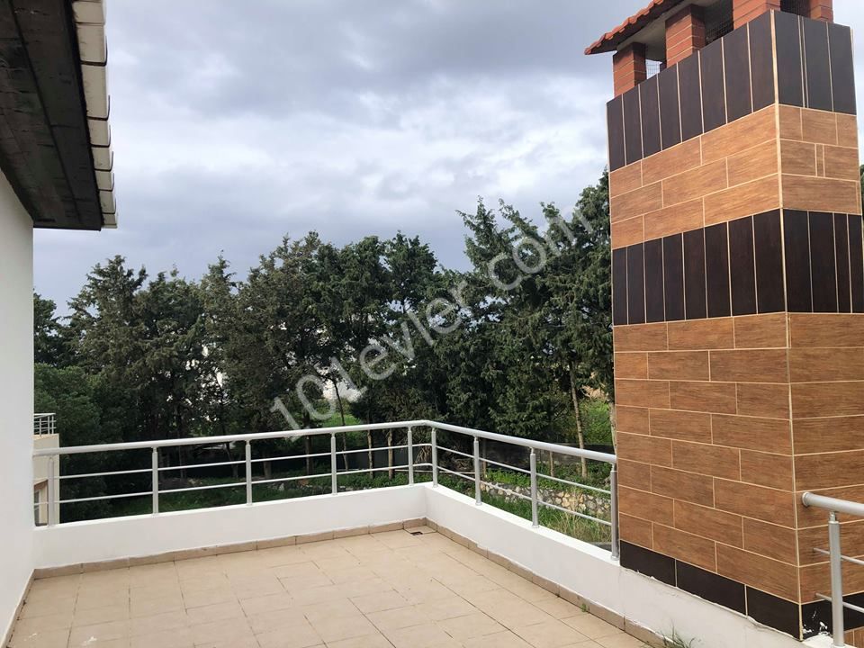 Villa To Rent in Karşıyaka, Kyrenia