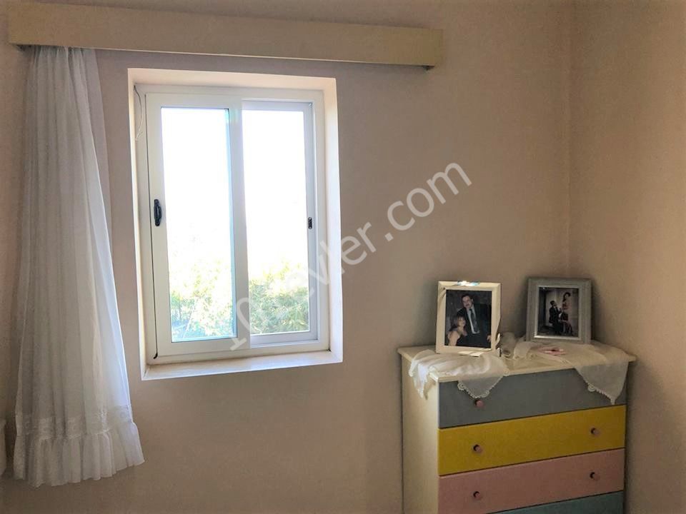 KIBRIS GİRNE BELLAPAİS TE ANA CADDE ÜZERİNDE İŞ YERİ   OLMAYA MÜSAİT  5+1 MÜSTAKİL KIBRIS  EVİ 165.000 STG