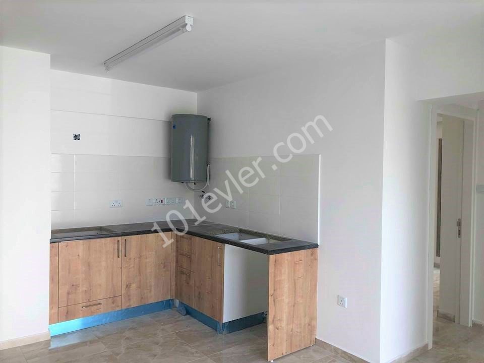 GİRNE MERKEZDE KİRALIK 20 DAİRELİ KOMPLE APARTMAN