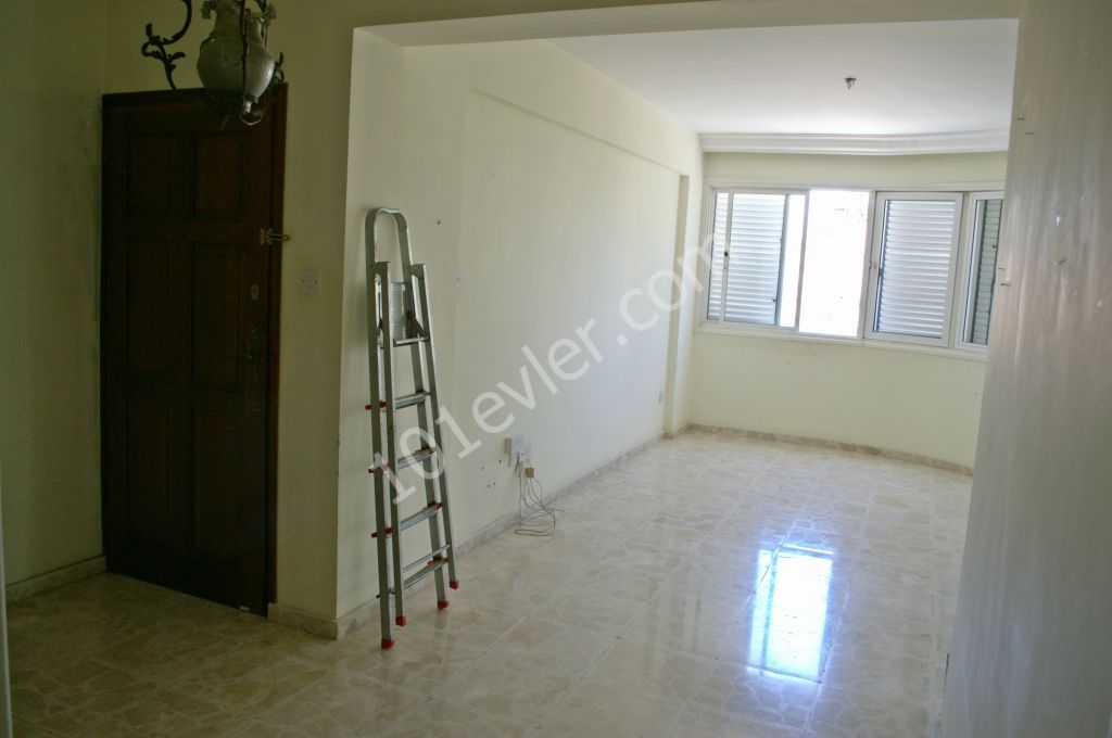 Flat For Sale in Köşklüçiftlik, Nicosia