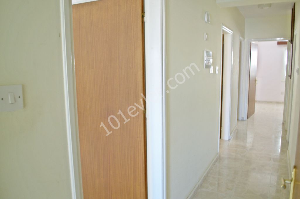 Flat For Sale in Köşklüçiftlik, Nicosia