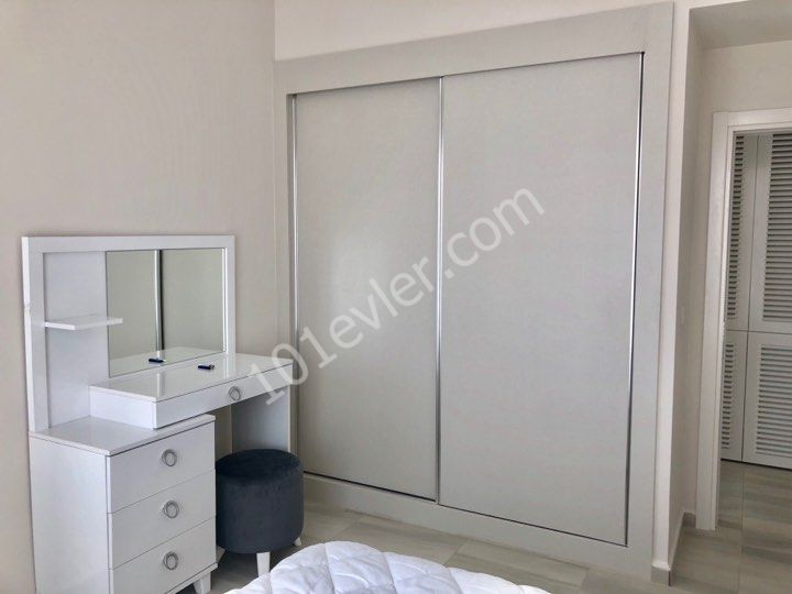 Flat To Rent in Alsancak, Kyrenia