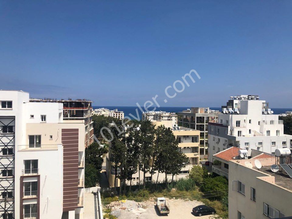 Flat To Rent in Girne Merkez, Kyrenia