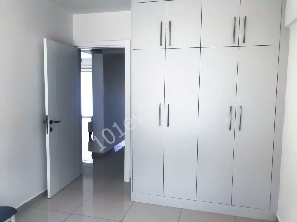 2 Bedrooms Flat For Sale in Kyrenia City Center