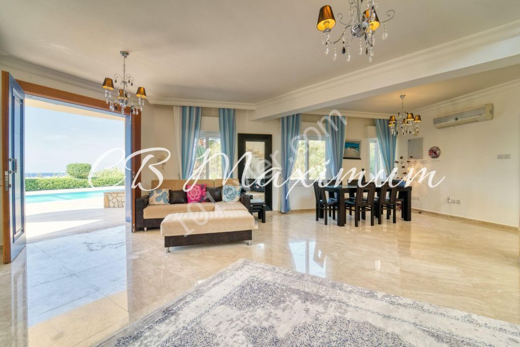 Kıbrıs Girne de Satılık Villa