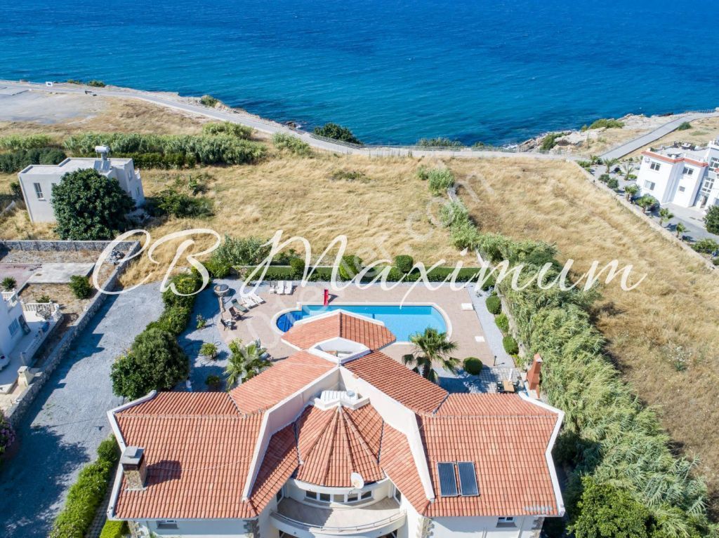 Kıbrıs Girne de Satılık Villa