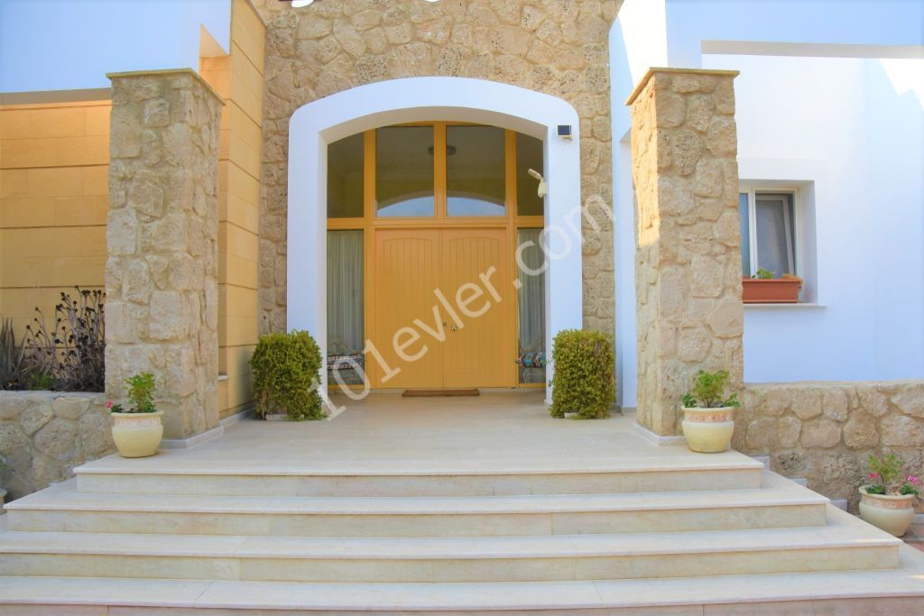 Luxury 4 Bedroom Villa For Sale In Esentepe