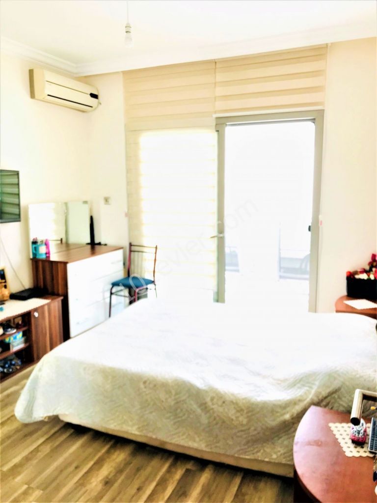 Girne merkezde satılık 3+1 Penthouse