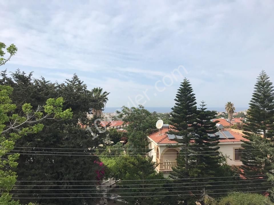 Flat For Sale in Alsancak, Kyrenia