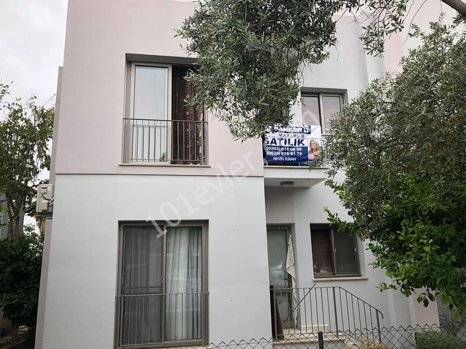 GİRNE ALSANCAK MİLOS PARK TA EŞYALI 2+1 ÜST KAT FIRSAT DAİRE