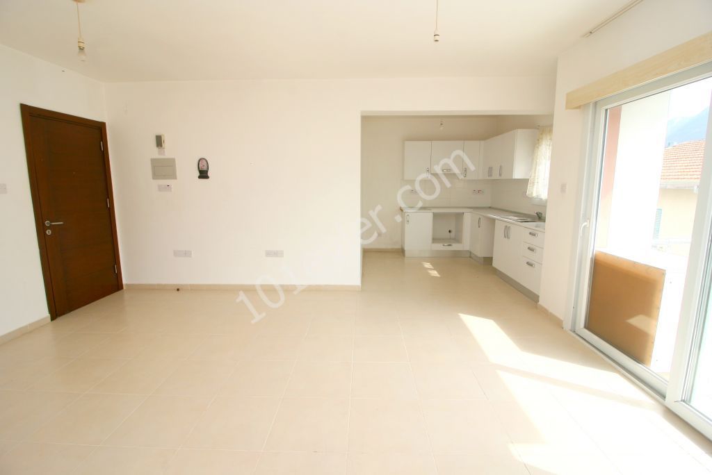 2 + 1 APARTMENT FOR SALE IN CENTRAL KYRENIA