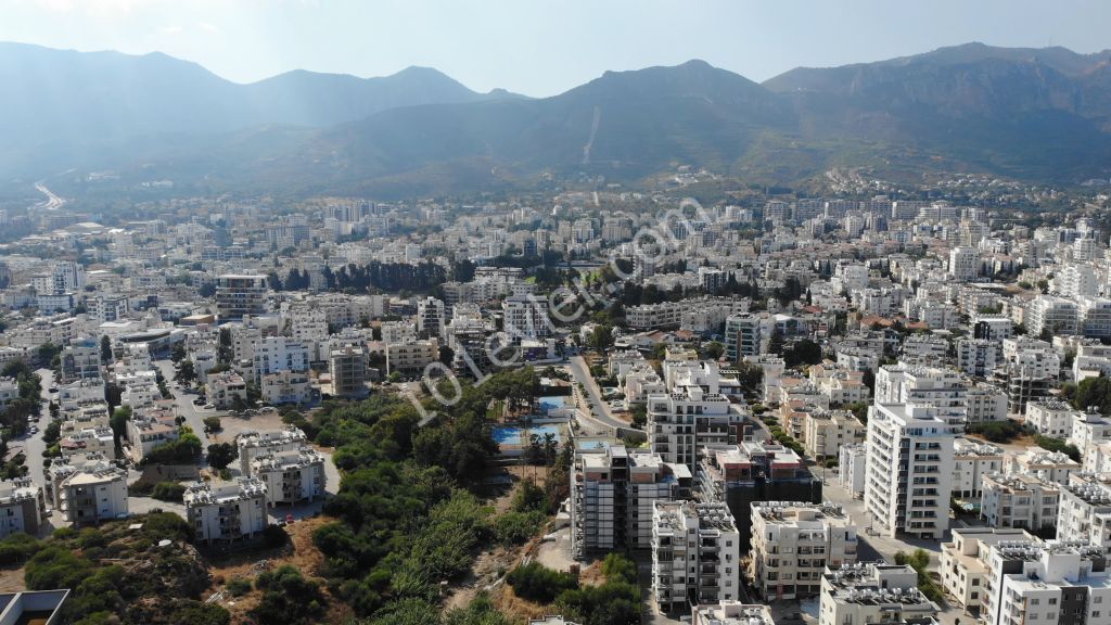 Flat For Sale in Aşağı Girne, Kyrenia