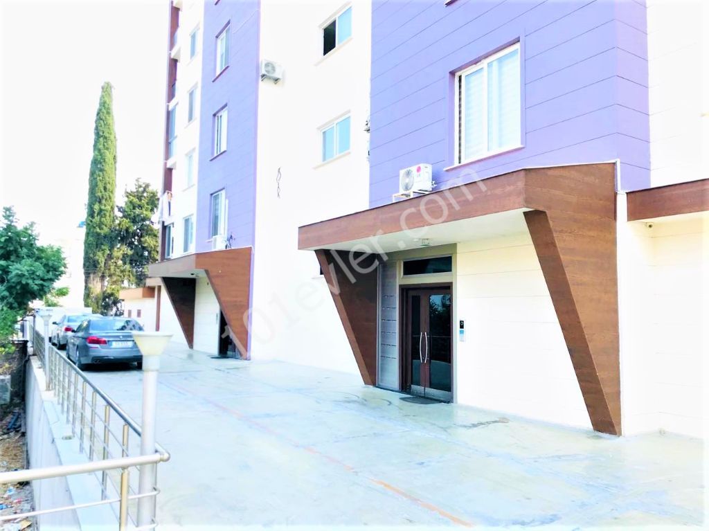 Flat To Rent in Aşağı Girne, Kyrenia