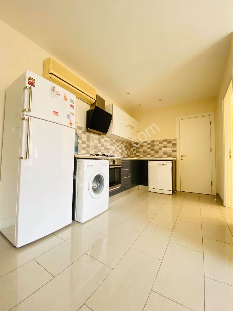 Flat To Rent in Aşağı Girne, Kyrenia