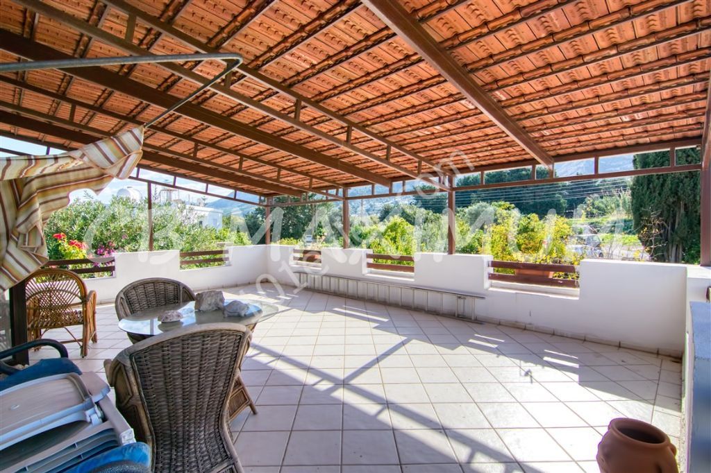 Villa For Sale in Karşıyaka, Kyrenia