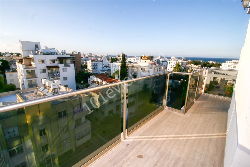 Flat To Rent in Girne Merkez, Kyrenia