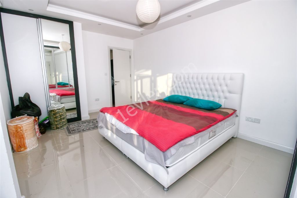 Flat To Rent in Girne Merkez, Kyrenia