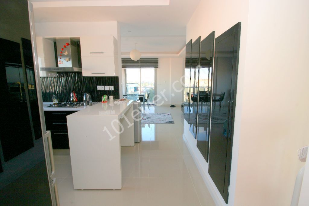 Flat To Rent in Girne Merkez, Kyrenia