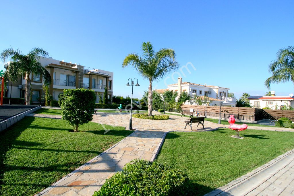 Kıbrıs Girne Alsancak Escape  Sitesinde Satılık 1+1 Deniz Manzaralı Daire