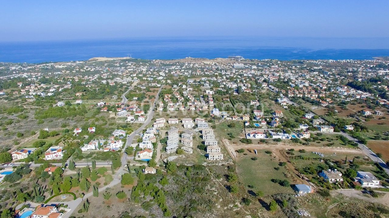 TRNC Kyrenia chatalkoy tolles Projekt mit herrlicher Aussicht, bestehend aus 44 Villen ** 