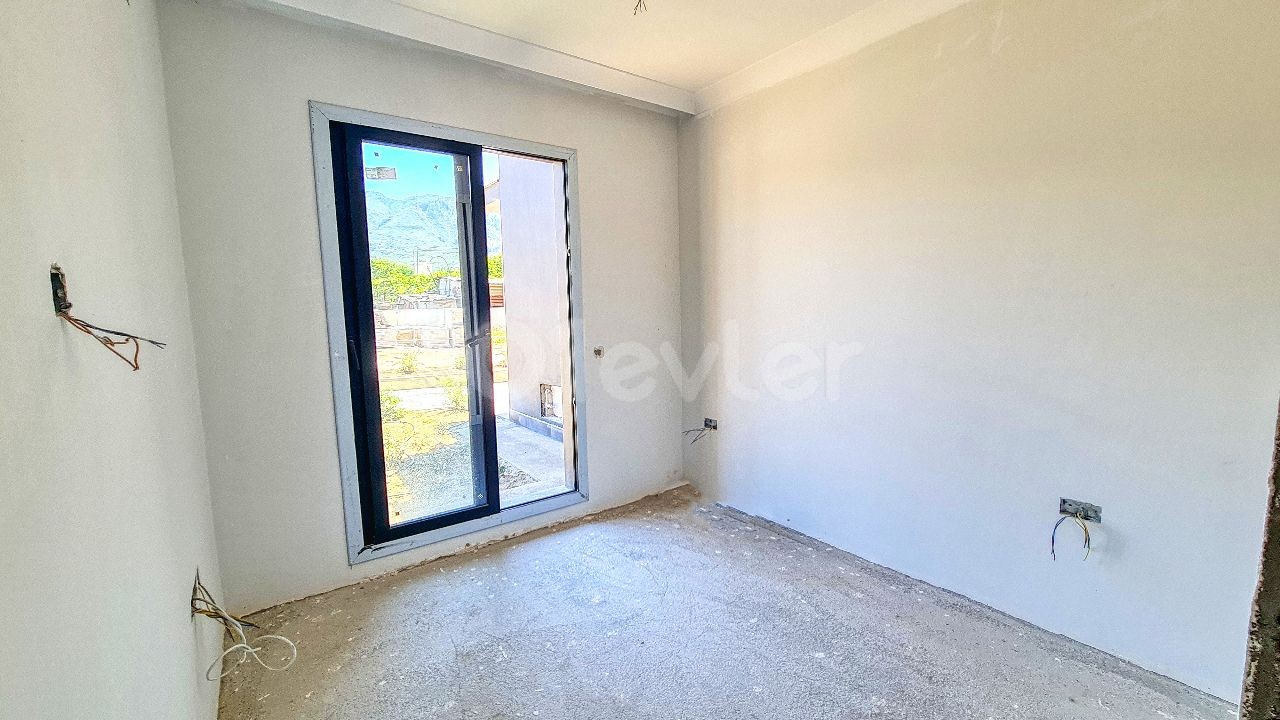 2 Bedrooms Luxury Flat For Sale in Karaoglanoglu in Kyrenia, TRNC