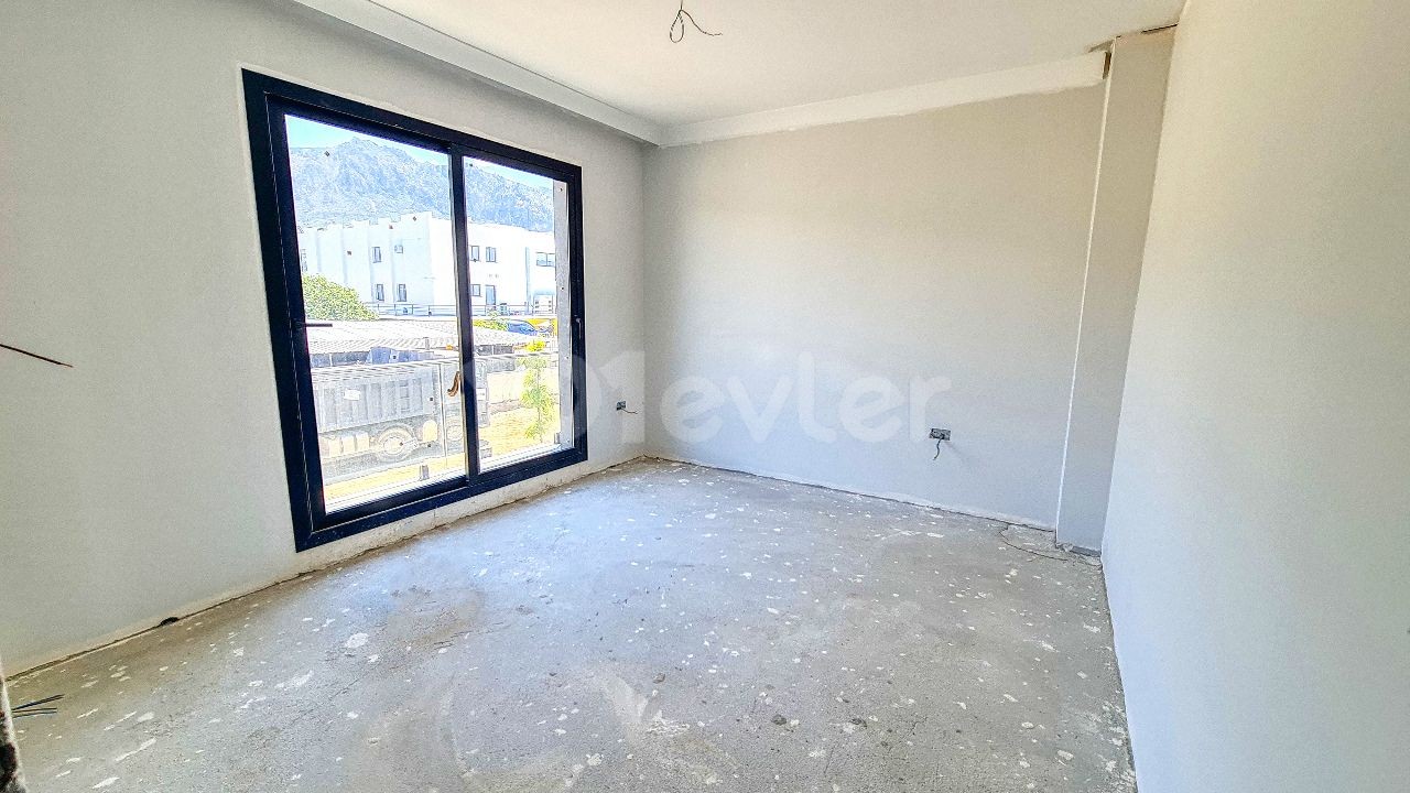 2 Bedrooms Luxury Flat For Sale in Karaoglanoglu in Kyrenia, TRNC