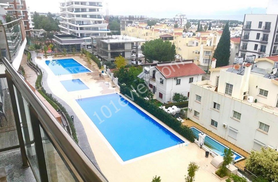 Flat For Sale in Aşağı Girne, Kyrenia