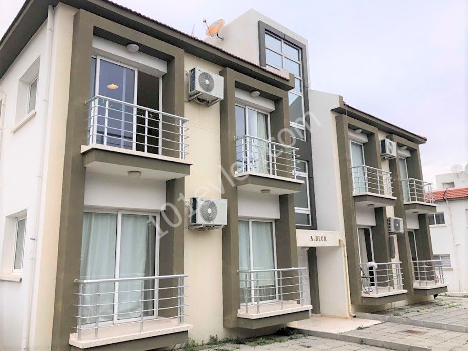 Flat For Sale in Aşağı Girne, Kyrenia