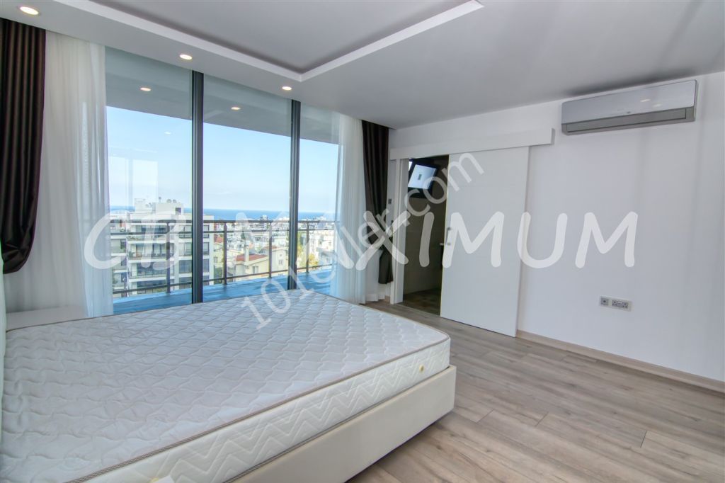 3+1 Residence Wohnung zum Verkauf mit Blick auf das Meer und die Berge im Zentrum von Kyrenia ** 