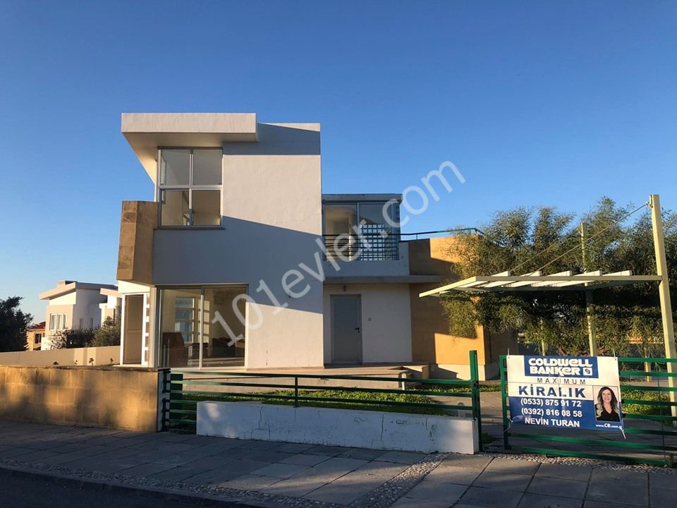 Villa To Rent in Girne Merkez, Kyrenia