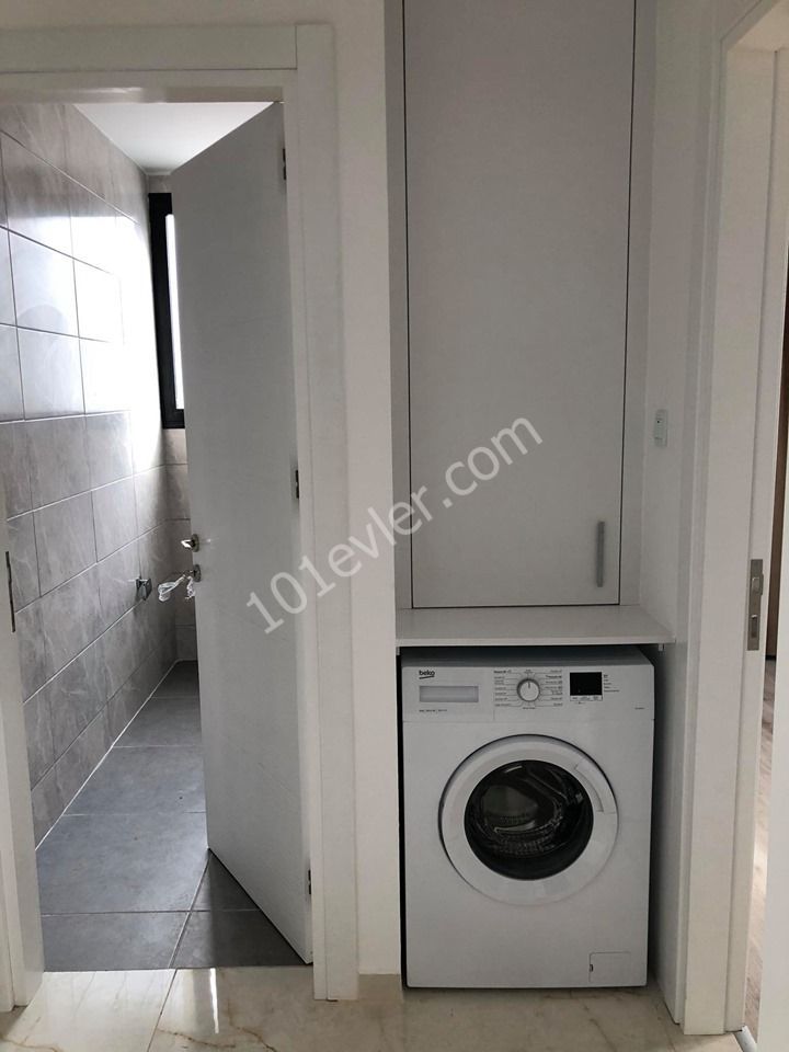 GİRNE OZANKÖY DE 2.500 TL EŞYALI VEYA 2.000 TL EŞYASIZ 2+1 YENİ DAİRE