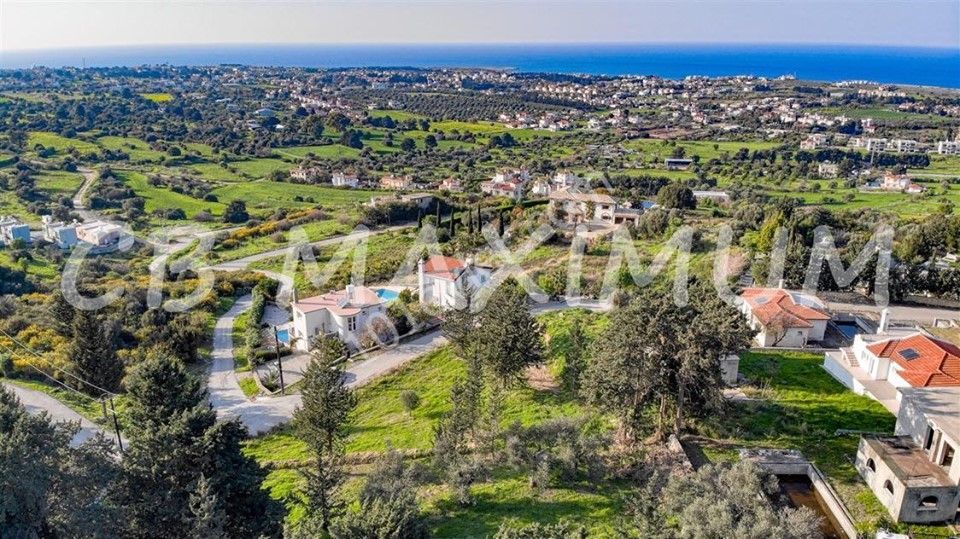 Residential Zoned Plot For Sale in Karşıyaka, Kyrenia