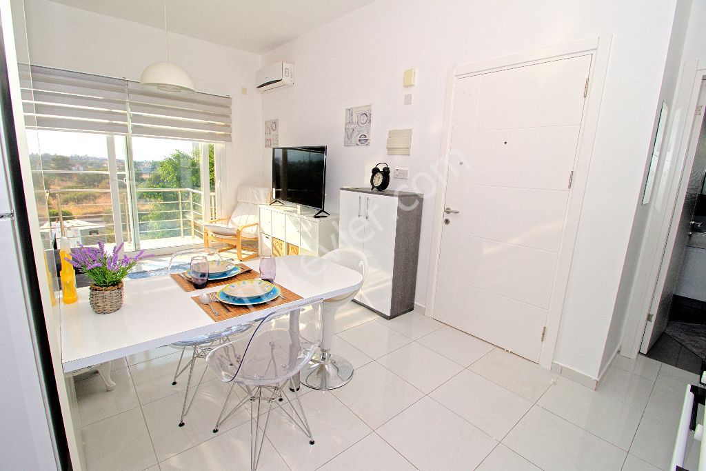 Flat To Rent in Alsancak, Kyrenia