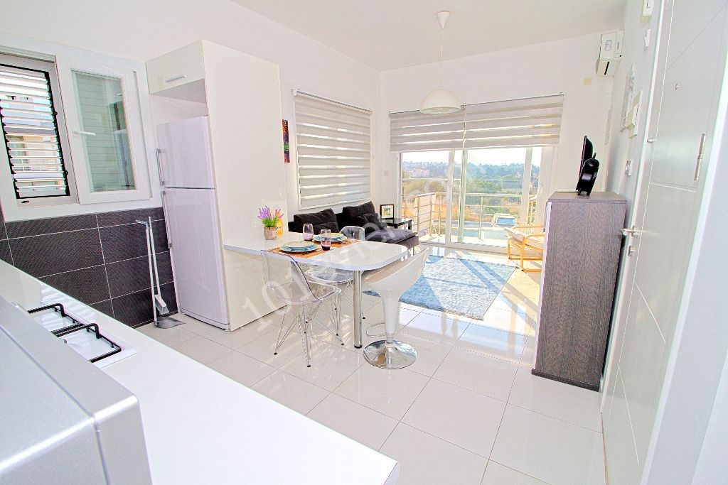 Flat To Rent in Alsancak, Kyrenia