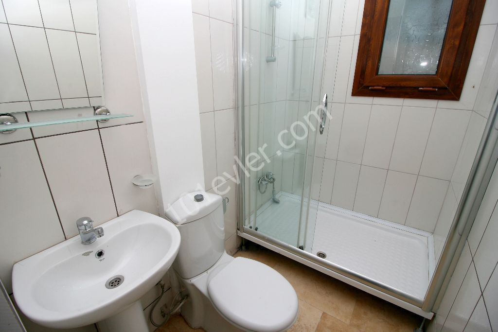 Flat To Rent in Türk Mahallesi, Kyrenia