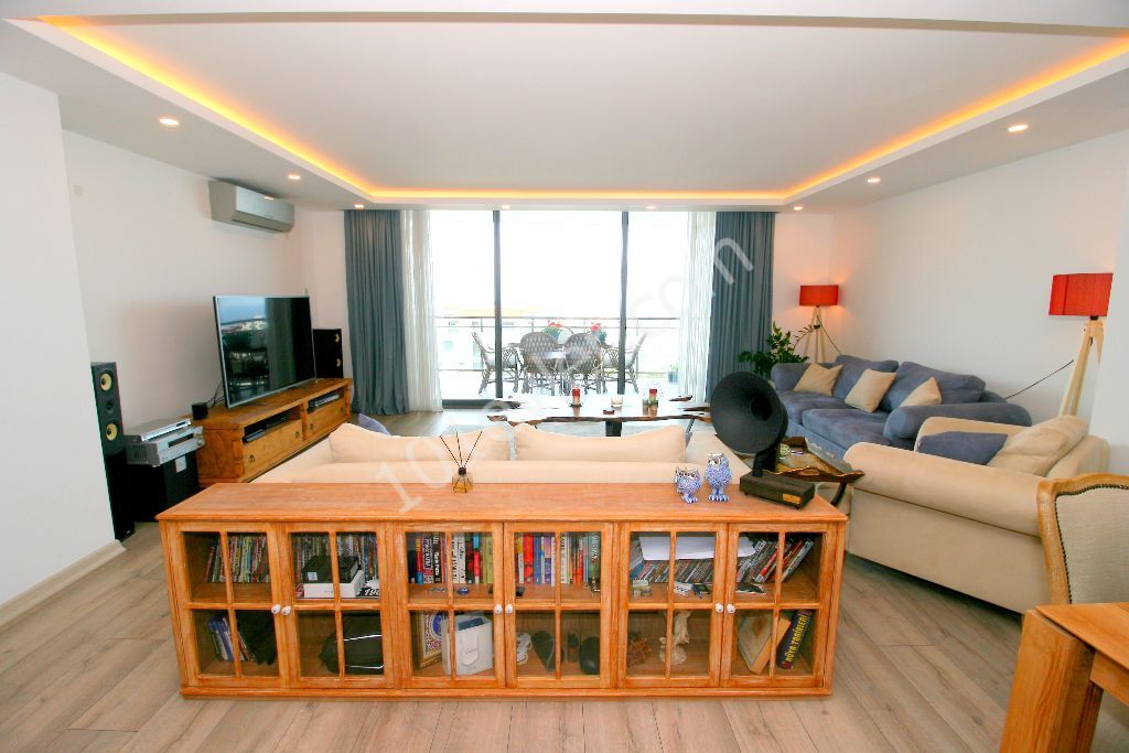 Flat For Sale in Girne Merkez, Kyrenia