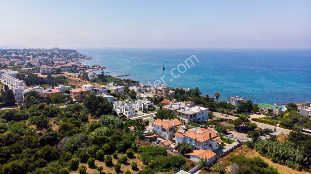 For Sale Luxury Apartments in Kyrenia with Garden and Terrace