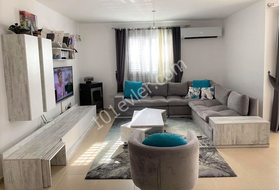 Flat For Sale in Girne Merkez, Kyrenia