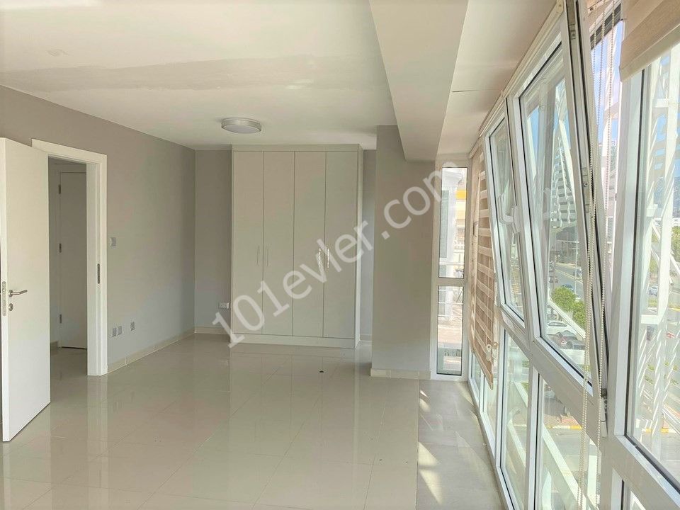 Flat To Rent in Girne Merkez, Kyrenia