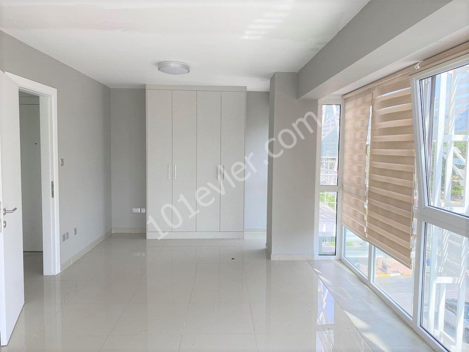 Flat To Rent in Girne Merkez, Kyrenia